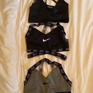 3 Nike Bras size M